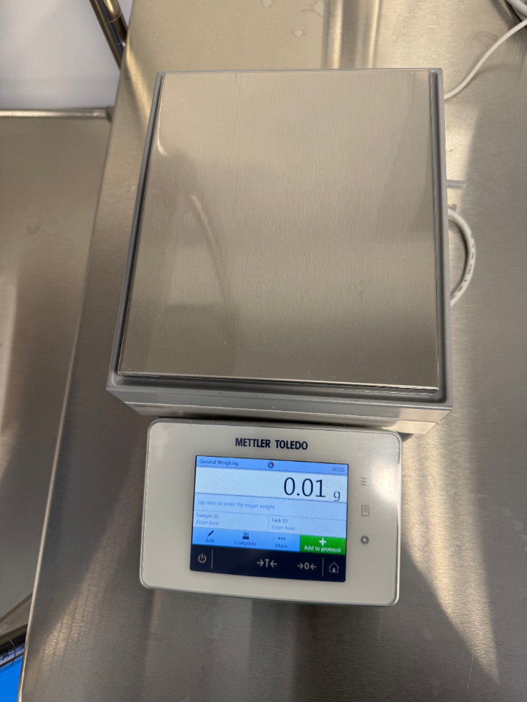 Image of Mettler Toledo XSR2002S Digital Scale